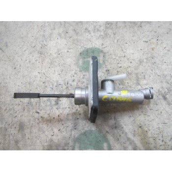 BOMBA EMBRAGUE 416052H000 
