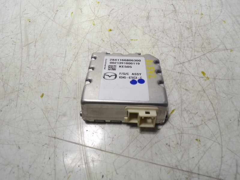 Recambio de modulo electronico para mazda cx-5 center-line 2wd referencia OEM IAM KD4567XCXD 2841166806300 0021391800119