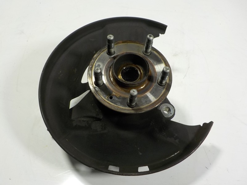 Recambio de mangueta delantera derecha para opel insignia berlina 2.0 16v cdti referencia OEM IAM 13219081  13507374