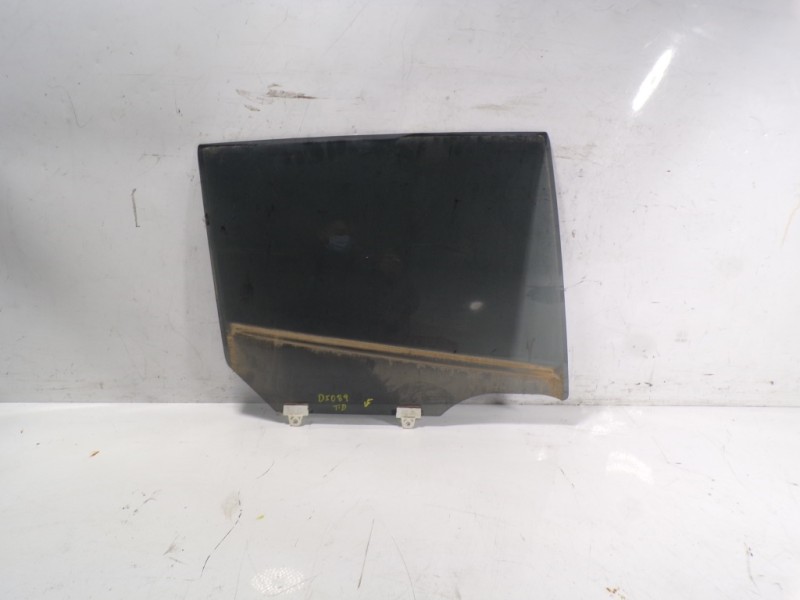 Recambio de cristal puerta trasero derecho para nissan leaf acenta referencia OEM IAM   