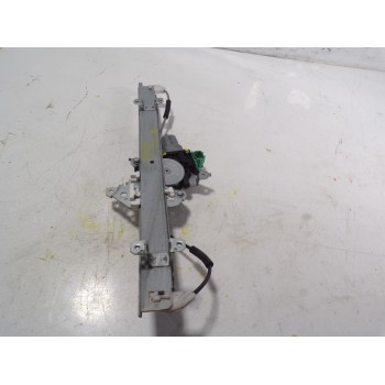 ELEVALUNAS DELANTERO IZQUIERDO 