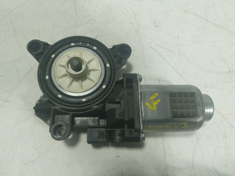 Recambio de motor elevalunas trasero derecho para hyundai ioniq (ae) 1.6 gdi hybrid referencia OEM IAM 83460G2000 83460G2000 