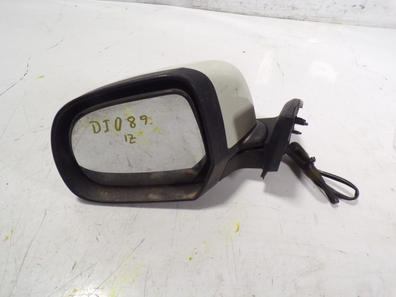 Recambio de espejo izquierdo para nissan leaf acenta referencia OEM IAM   