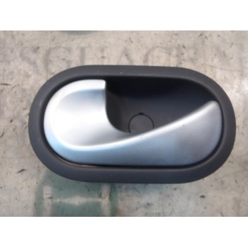 MANETA INTERIOR TRASERA IZQUIERDA 