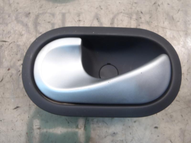 Recambio de maneta interior trasera izquierda para renault scenic ii dynamique referencia OEM IAM   