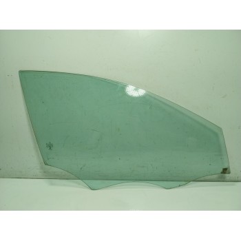 CRISTAL PUERTA DELANTERO DERECHO A1767250600 