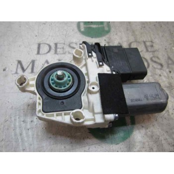 MOTOR ELEVALUNAS DELANTERO DERECHO 