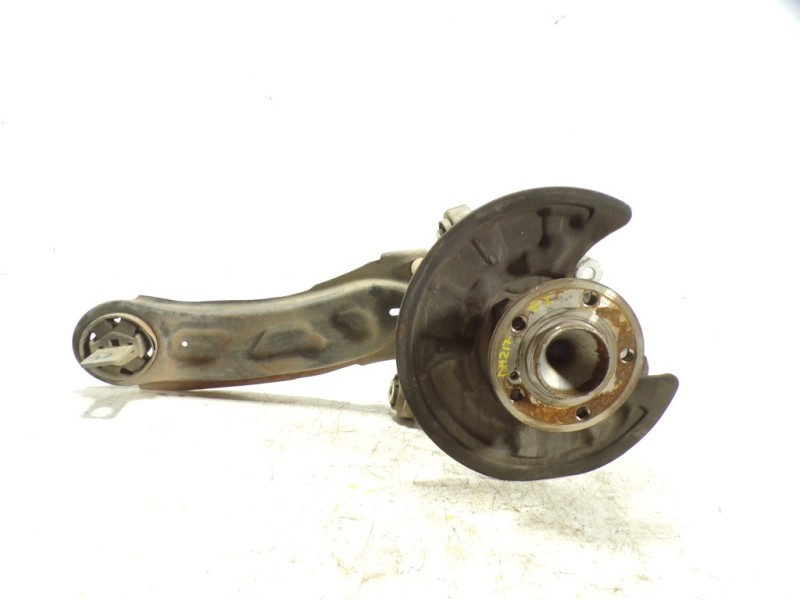 Recambio de mangueta trasera izquierda para mercedes-benz clase cla (w117) 2.1 cdi cat referencia OEM IAM A2463503541  