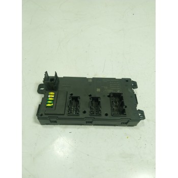 CAJA RELES / FUSIBLES 61359499001 6135681933401 