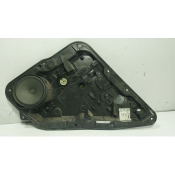 ELEVALUNAS TRASERO DERECHO A1767304400 A2047302825 