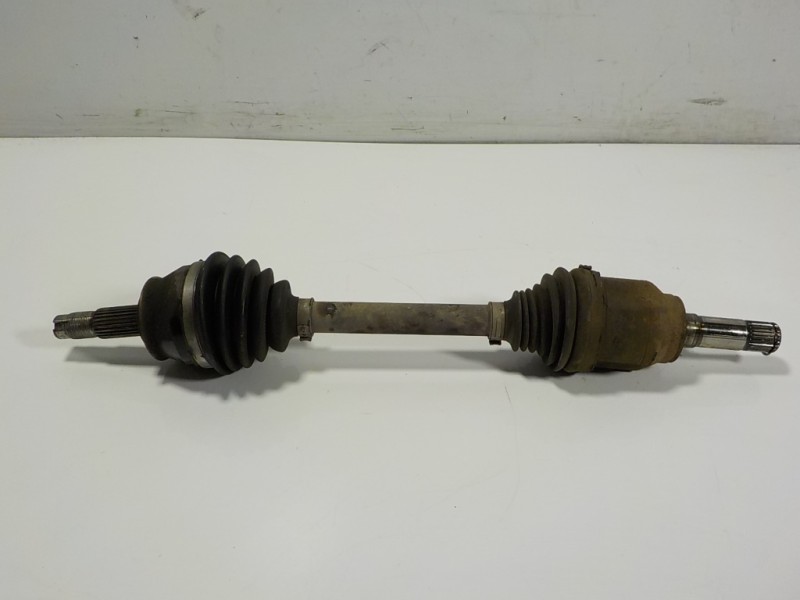 Recambio de transmision izquierda para opel combo d 1.3 16v cdti referencia OEM IAM 95516446  