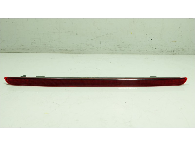 Recambio de piloto trasero central para porsche cayenne (92a) 3.6 gts referencia OEM IAM 95863105010 7P5945097A 