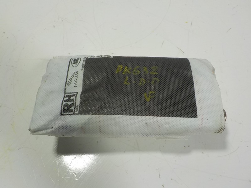 Recambio de airbag lateral derecho para land rover discovery sport 2.0 td4 cat referencia OEM IAM LR026019 BJ32611D32AC 