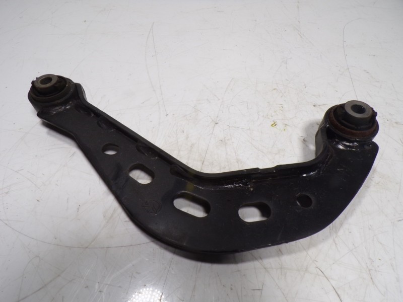 Recambio de brazo suspension superior trasero izquierdo para mazda 3 lim. () origin referencia OEM IAM   