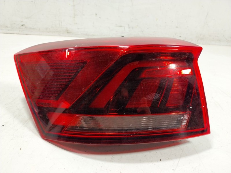 Recambio de piloto trasero izquierdo para volkswagen t-roc (a11, d11) 2.0 tdi scr referencia OEM IAM  2GA945095D 