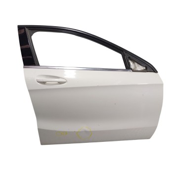 PUERTA DELANTERA DERECHA A1767200205 