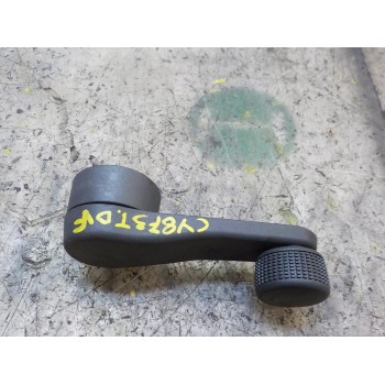 MANETA ELEVALUNAS TRASERA DERECHA 