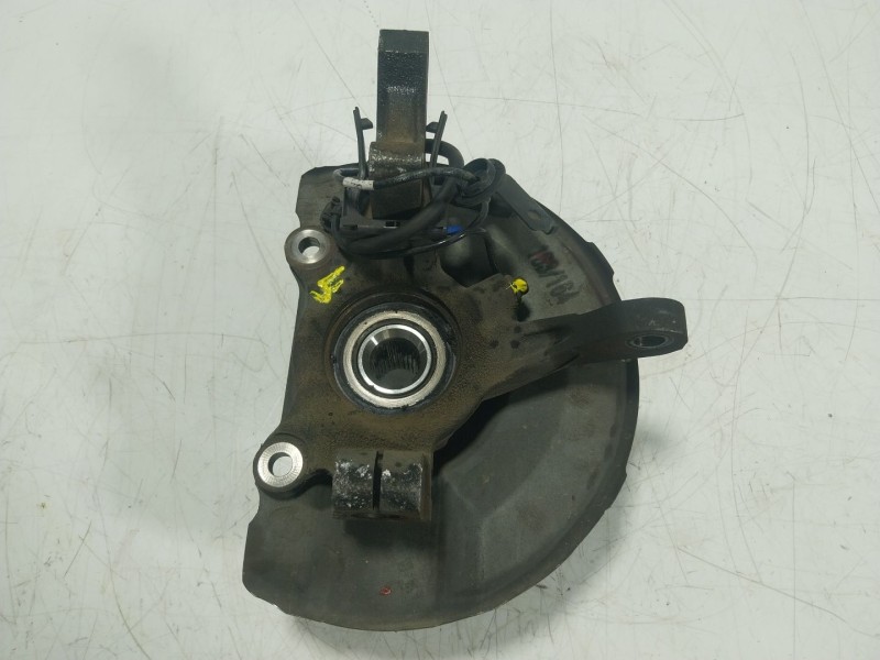 Recambio de mangueta delantera derecha para mitsubishi asx (ga_w_) 1.6 mivec (ga1w) referencia OEM IAM 3870A008  