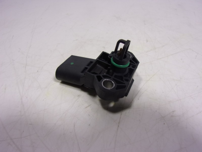 Recambio de caudalimetro para cupra leon sportstourer (kl8) 1.4 tsi phev referencia OEM IAM 03G906051M 04C906051B 