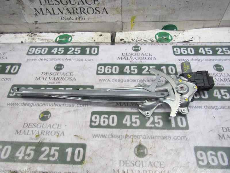 Recambio de elevalunas trasero derecho para toyota prius+ 1.8 16v (híbrido) referencia OEM IAM 6980121020  