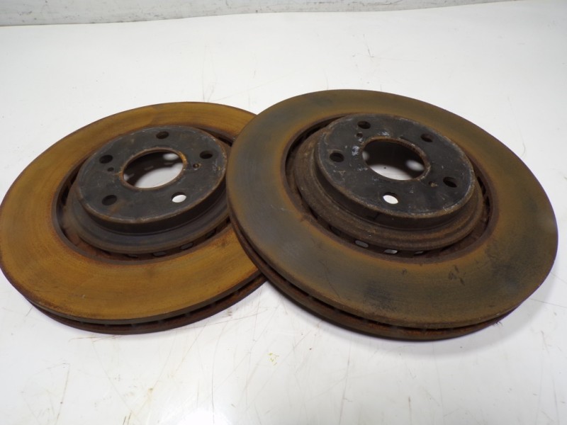 Recambio de disco freno delantero para toyota rav 4 advance hybrid referencia OEM IAM 4351248110  