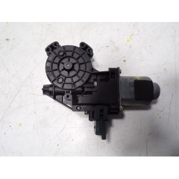 MOTOR ELEVALUNAS DELANTERO DERECHO 807206746R C49011101 