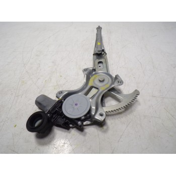 ELEVALUNAS DELANTERO DERECHO 6980130280 8571035180 2621002331