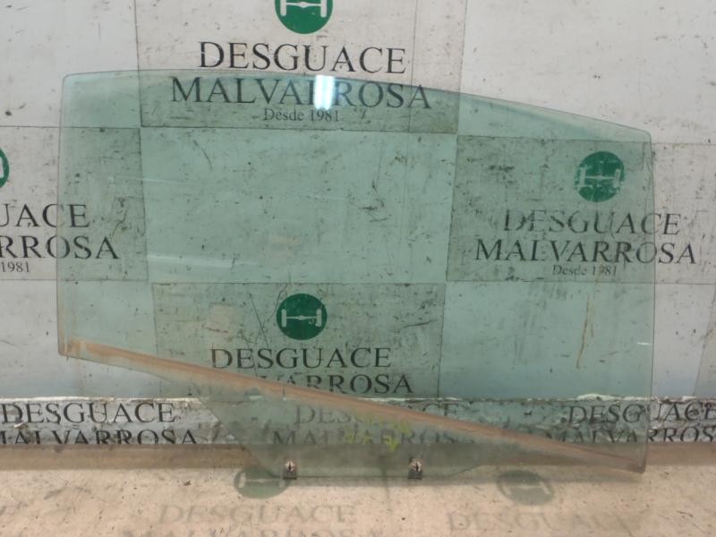 Recambio de cristal puerta trasero derecho para citroën c4 berlina collection referencia OEM IAM   