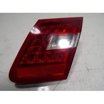 PILOTO TRASERO DERECHO INTERIOR A2129060258 