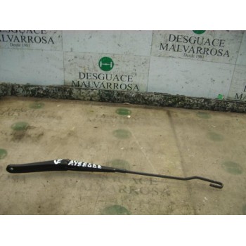 BRAZO LIMPIA DELANTERO DERECHO 