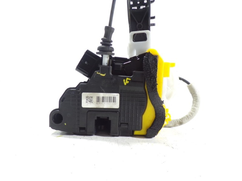 Recambio de cerradura puerta delantera derecha para kia cee´´d 1.4 crdi cat referencia OEM IAM 81320A2310 81320A2310 