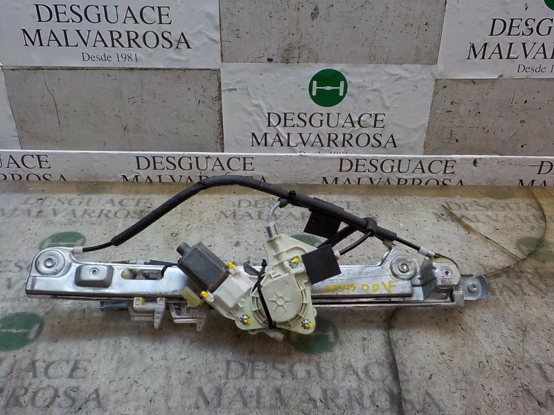 Recambio de elevalunas delantero derecho para jeep compass limited 4x4 referencia OEM IAM 68002896AA  