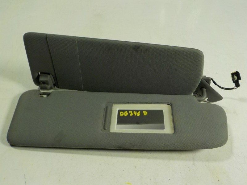 Recambio de parasol derecho para porsche cayenne (typ 9pa) 4.5 v8 cat referencia OEM IAM 955731136026L2  