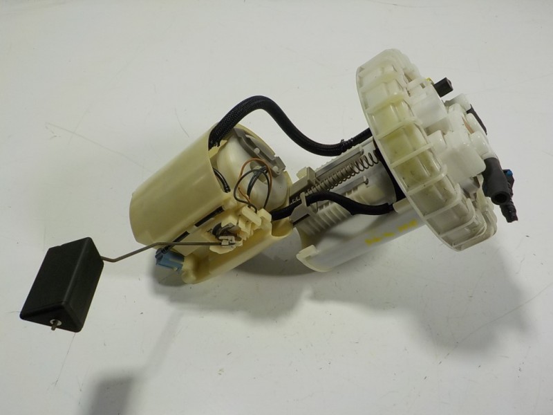 Recambio de aforador para lexus ct 200h referencia OEM IAM 7702047090 7702047092 