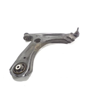 BRAZO SUSPENSION INFERIOR DELANTERO DERECHO 6R0407152F 
