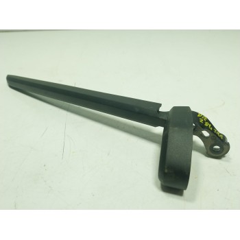 BRAZO LIMPIA TRASERO 32229641 