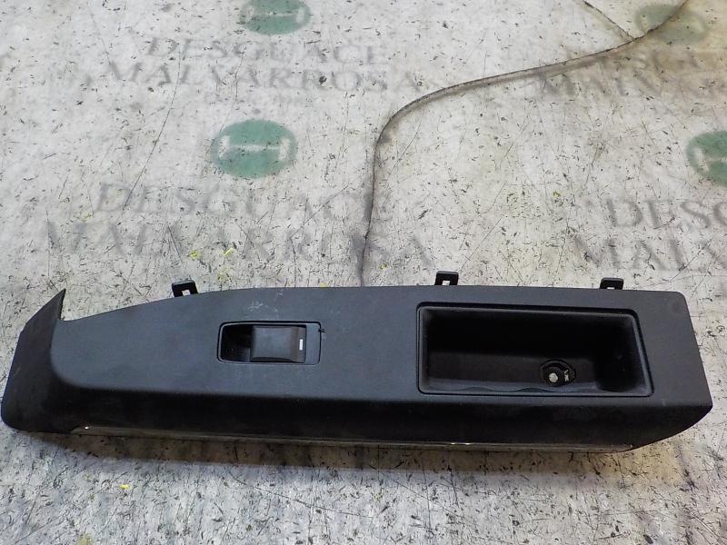 Recambio de mando elevalunas trasero derecho para jeep compass limited 4x4 referencia OEM IAM 4602933AA  