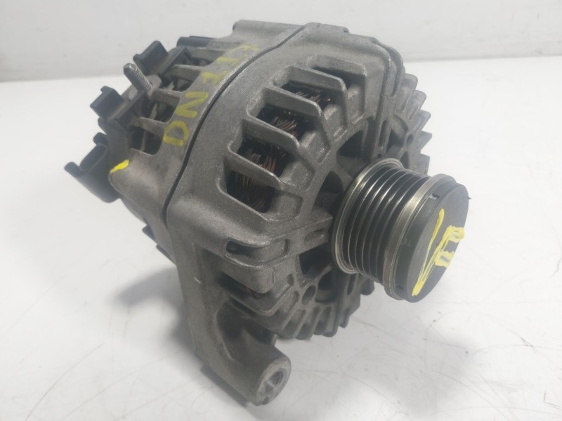 Recambio de alternador para bmw 3 (f30, f80) 320 d referencia OEM IAM 12318578609 8519890 