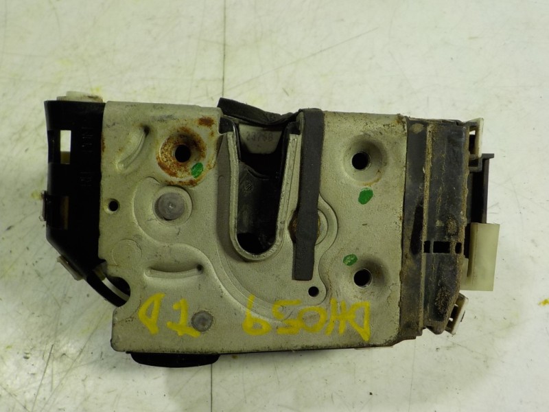 Recambio de cerradura puerta trasera derecha para dodge caliber 2.0 16v crd cat referencia OEM IAM 4589414AA  