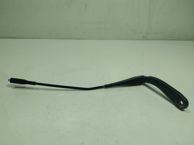 Recambio de brazo limpia delantero derecho para bmw 3 (f30, f80) 320 d referencia OEM IAM 61619465075  