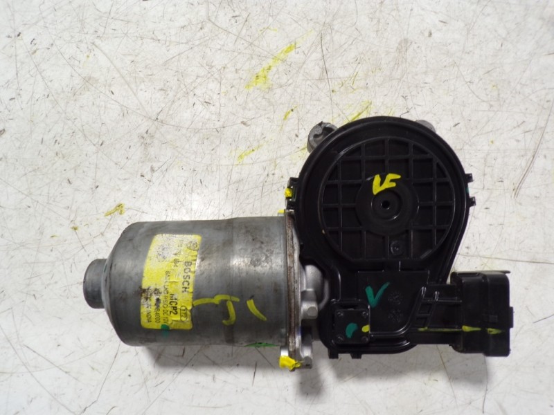 Recambio de motor limpia delantero para hyundai i10 1.2 cat referencia OEM IAM 98110B4000  