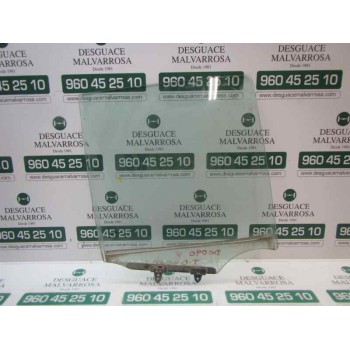 CRISTAL PUERTA TRASERO DERECHO 82300EB310 