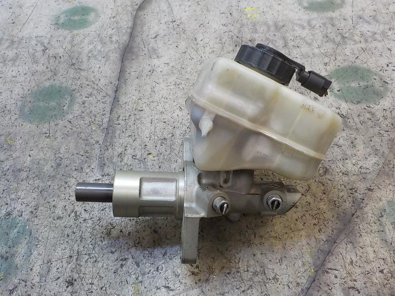 Recambio de bomba freno para bmw serie 3 berlina (e90) 320d referencia OEM IAM 34336785664  