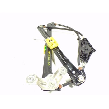 ELEVALUNAS DELANTERO DERECHO 5G4837462H 