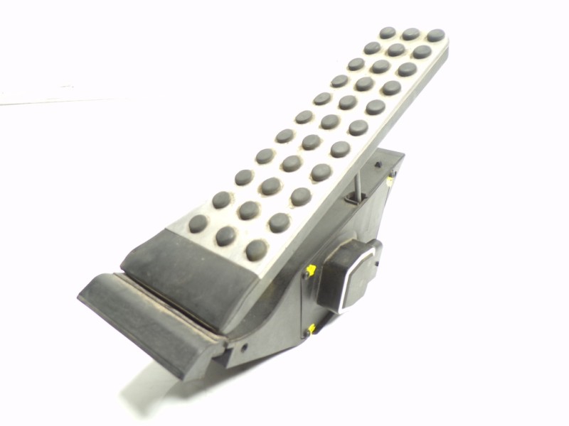 Recambio de potenciometro pedal para mercedes-benz clase e (w212) lim. 3.0 cdi cat referencia OEM IAM A2223001100  