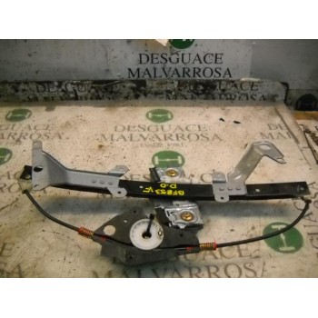 ELEVALUNAS DELANTERO DERECHO 