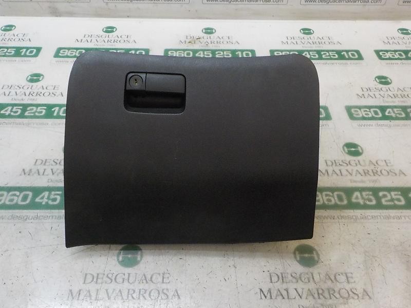 Recambio de guantera para kia sportage 2.0 crdi referencia OEM IAM 845011F002WK  