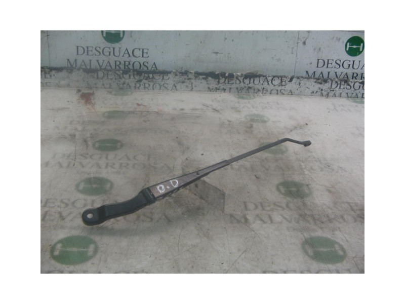 Recambio de brazo limpia delantero derecho para mg serie 400 (rt) 414 i (5-ptas.) referencia OEM IAM   