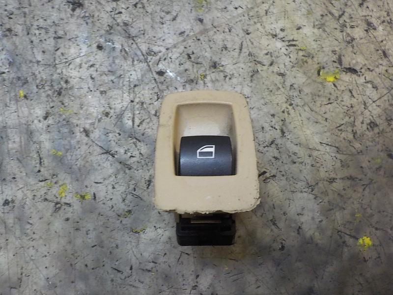 Recambio de mando elevalunas trasero izquierdo para bmw serie 3 berlina (e90) 320d referencia OEM IAM 61316945876  