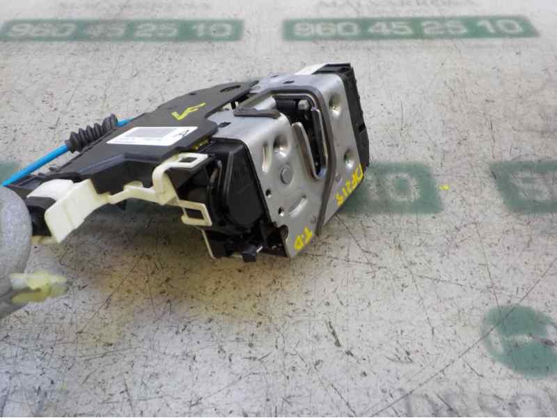 Recambio de cerradura puerta trasera derecha para mercedes-benz clase a (w176) 2.1 cdi cat referencia OEM IAM A2047302835  